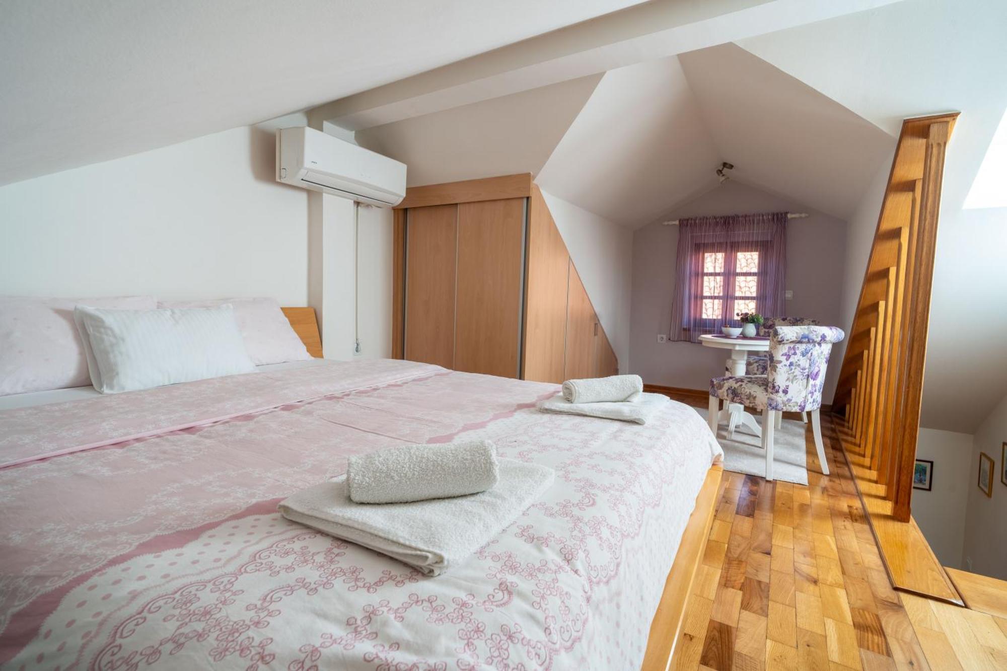 Apartment Belvi *