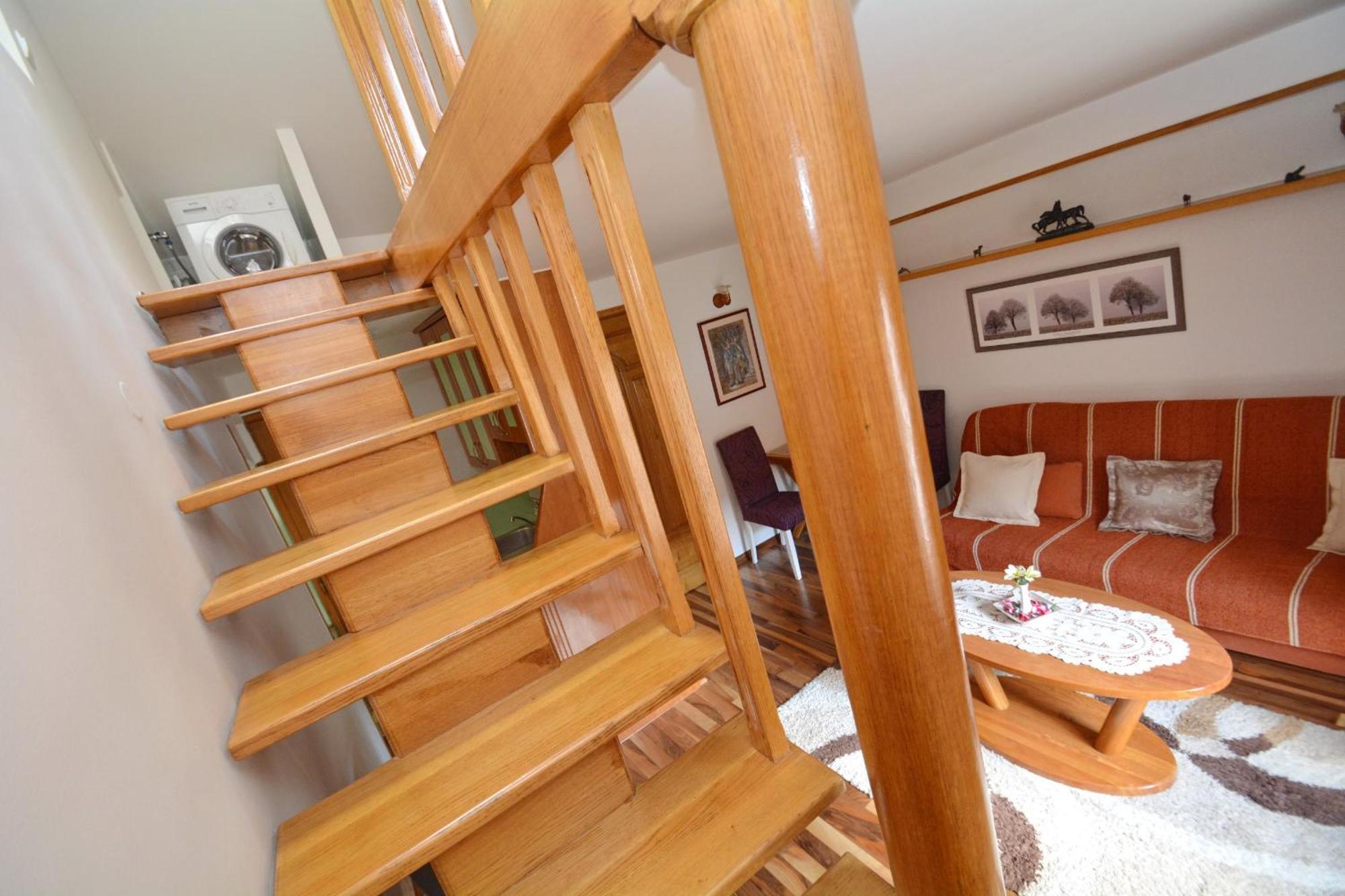 Apartment Belvi *